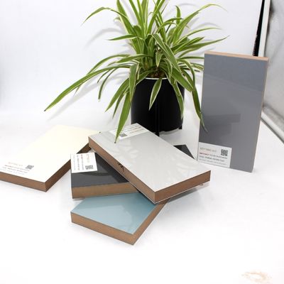 Wood Fiber 1.5mm High Gloss Acrylic MDF Panels E0 Grade IS09001 Listed